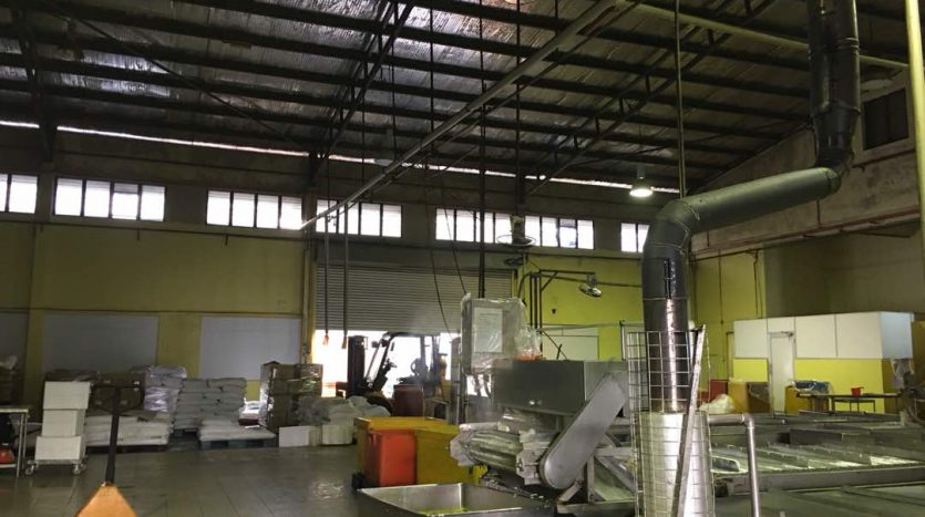 Factory At Tampoi For Rent