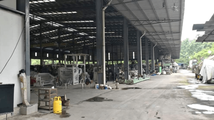 Kempas Detached Factory with 1000 AMP Power Supply For Rent 2