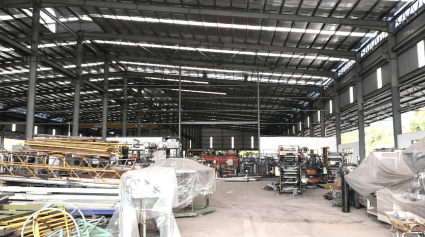 Kempas Detached Factory with 1000 AMP Power Supply For Rent 1