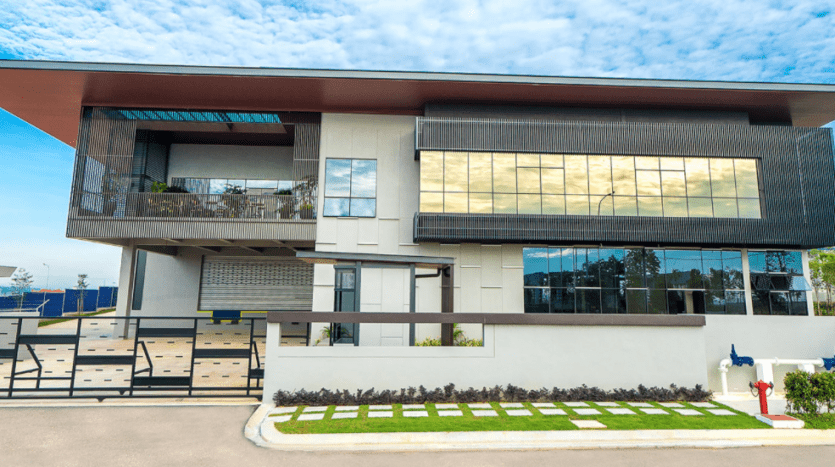 I-PARK @ Senai Detached Factory with 1000 Ampere Power Supply For Rent