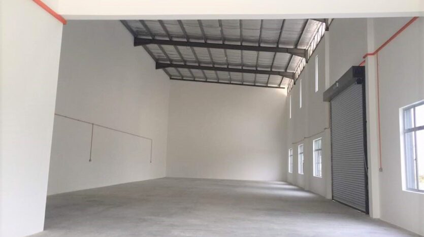 Desa Cemerlang, Ulu Tiram Semi Detached Factory For Sale