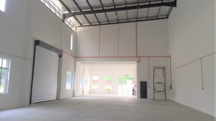 Desa Cemerlang, Ulu Tiram Semi Detached Factory For Sale