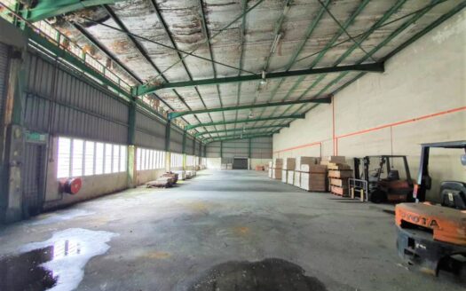 Sri Plentong Semi Detached Factory For Rent