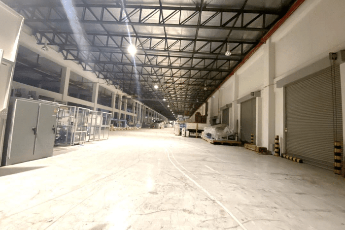 Senai Detached Factory With 2000 Amp For Rent
