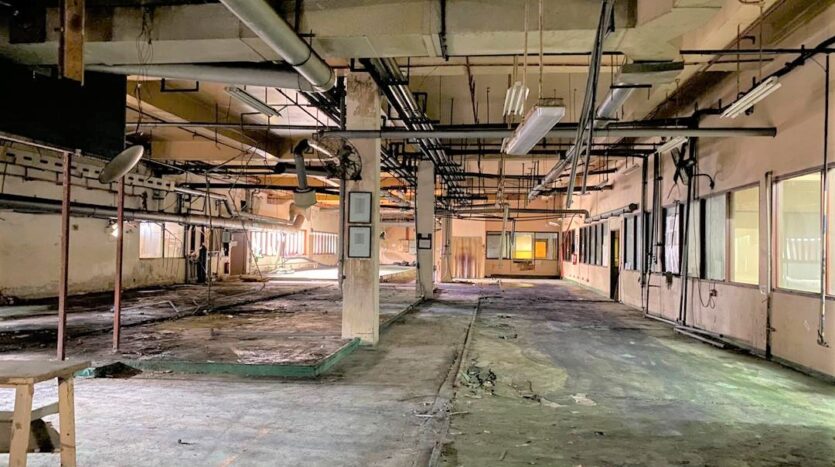 Tebrau Detached Factory with 1000 AMP Power Supply For Rent